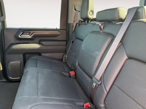 Used 2024 GMC Sierra 2500 Denali w/ Denali Reserve Package AWD/4WD image 13