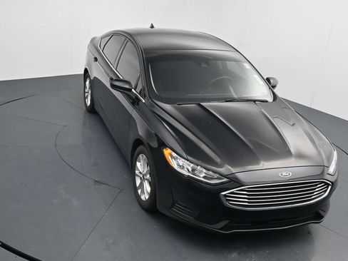 Used 2020 Ford Fusion SE FWD image 24