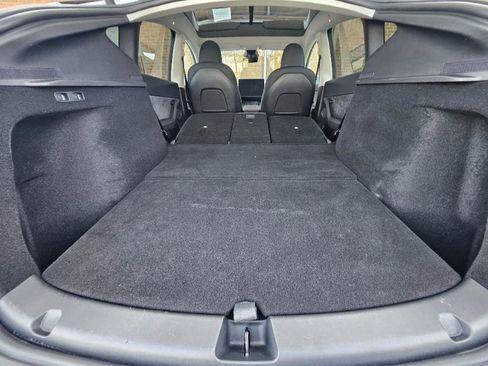 Used 2025 Tesla Model Y Long Range image 66