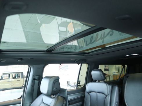 New 2026 Jeep Grand Wagoneer L Limited image 19