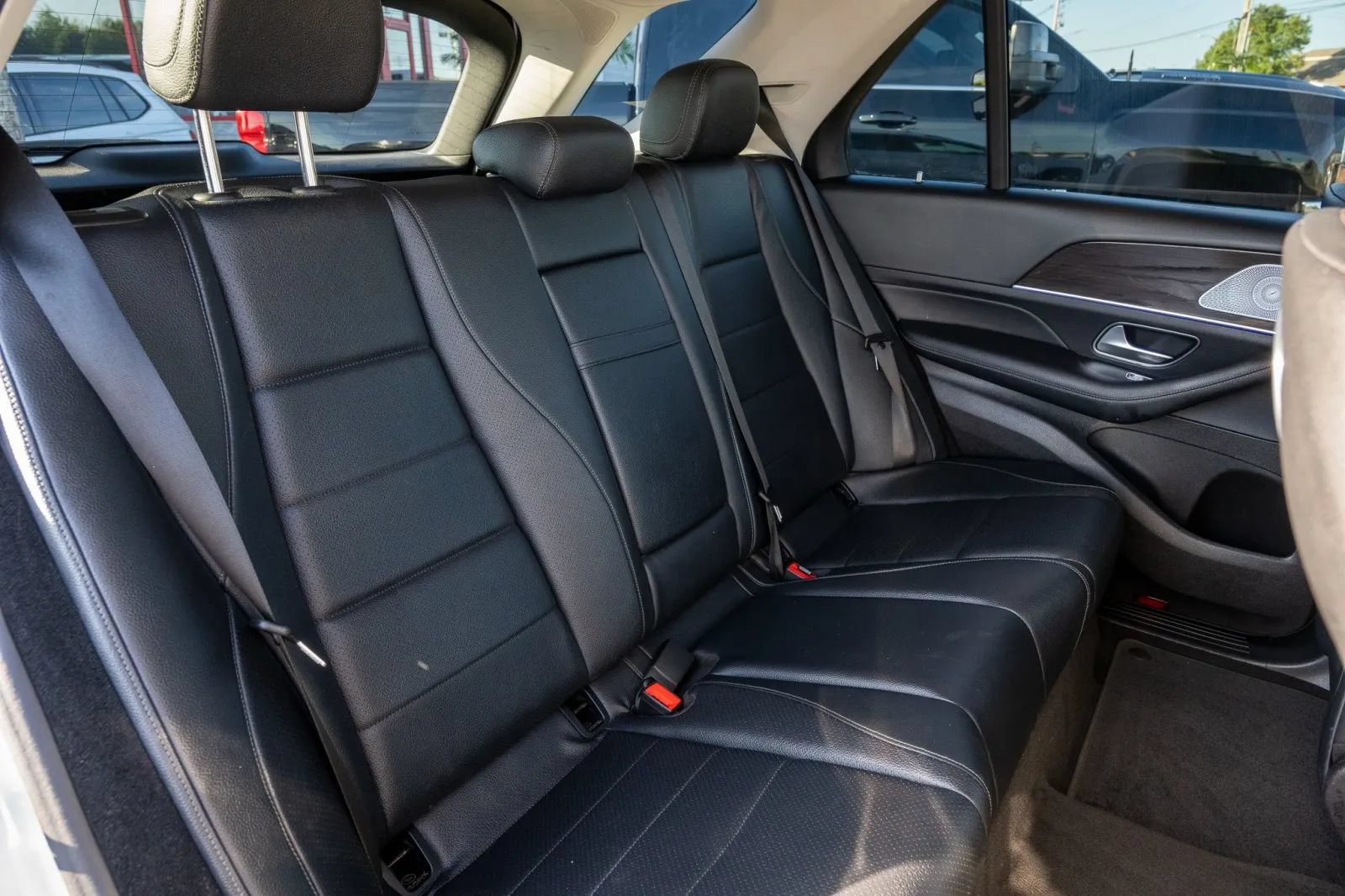 Used 2020 Mercedes-Benz GLE 450 4MATIC image 39