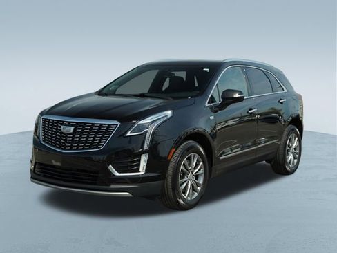 Used 2022 Cadillac XT5 Premium Luxury w/ LPO, Floor Liner Package AWD/4WD image 3