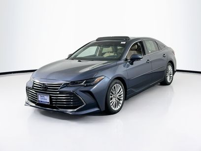 Used 2019 Toyota Avalon Limited w/ All Weather Liner Package