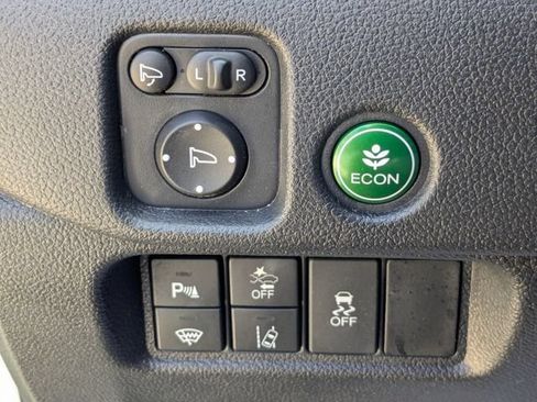 Certified 2025 Honda Passport TrailSport image 28