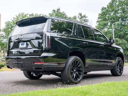 Used 2026 Cadillac Escalade Sport w/ LPO, ONYX Package AWD/4WD image 5
