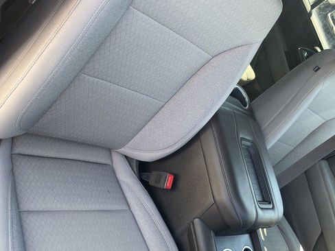 Used 2022 GMC Yukon SLE RWD image 29