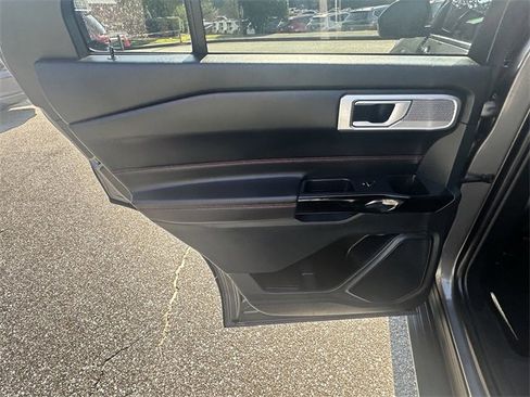 Used 2024 Ford Explorer ST-Line w/ Class IV Trailer Tow Package image 22