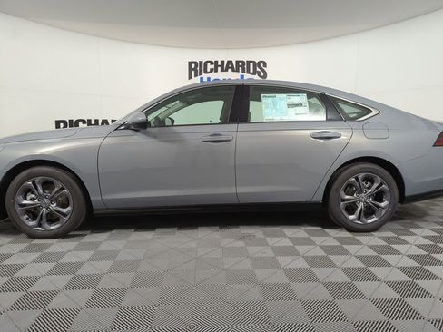 New 2026 Honda Accord EX-L image 2