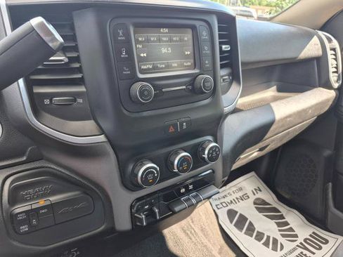 Used 2019 RAM 2500 Big Horn AWD/4WD image 9