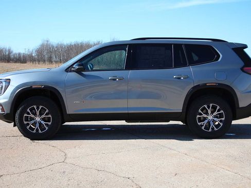 New 2026 GMC Acadia AT4 w/ Luxury Package image 5