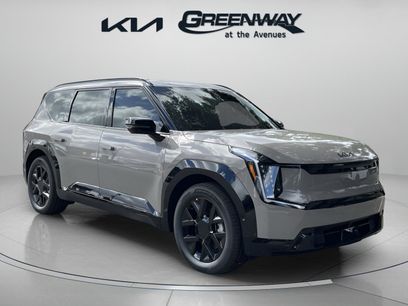 New 2026 Kia EV9 Land w/ Nightfall Edition Package