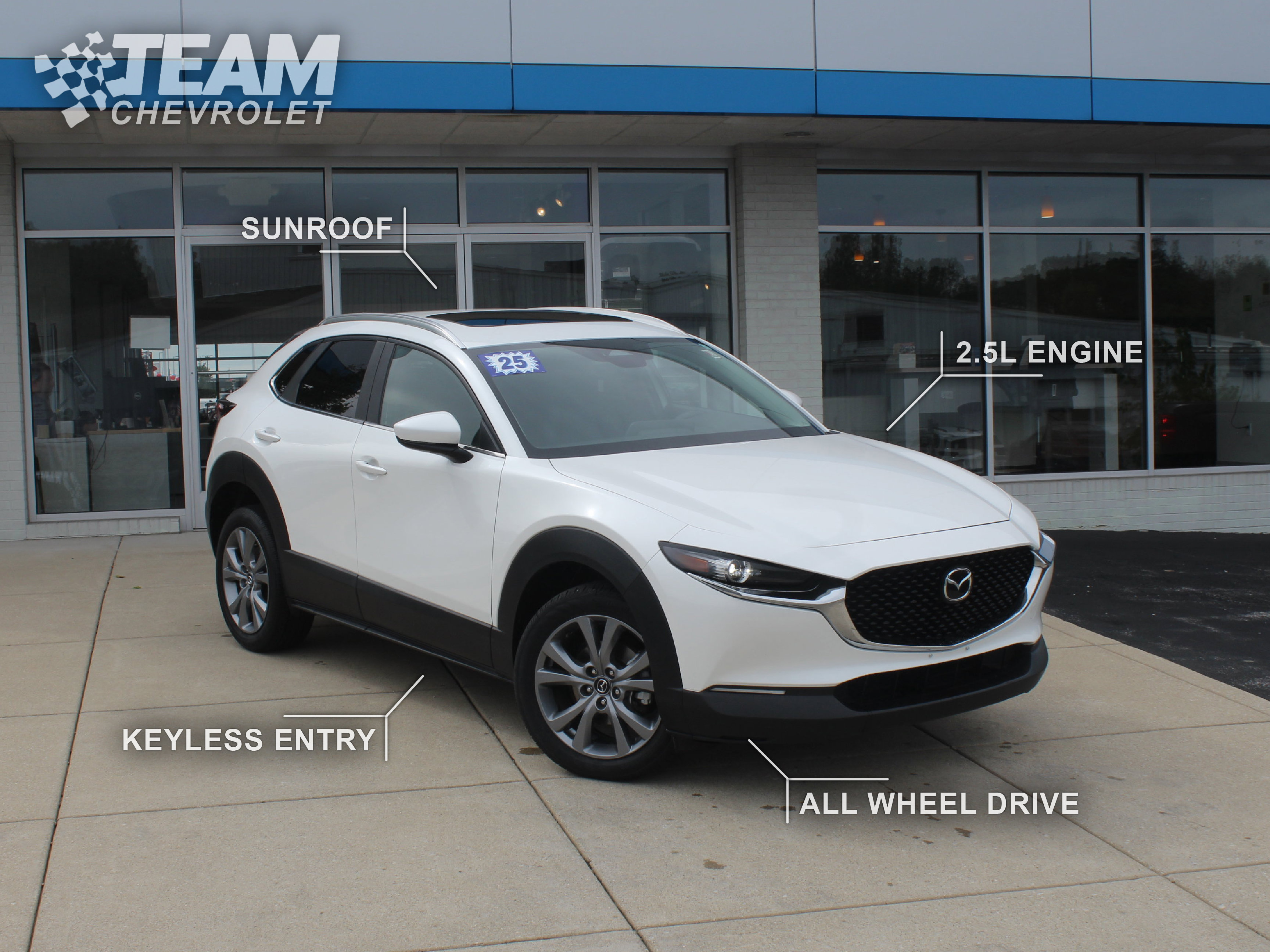 Used 2025 MAZDA CX-30 AWD 2.5 S w/ Preferred Package image 2