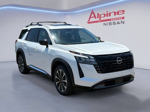 New 2026 Nissan Pathfinder Platinum AWD/4WD image 7