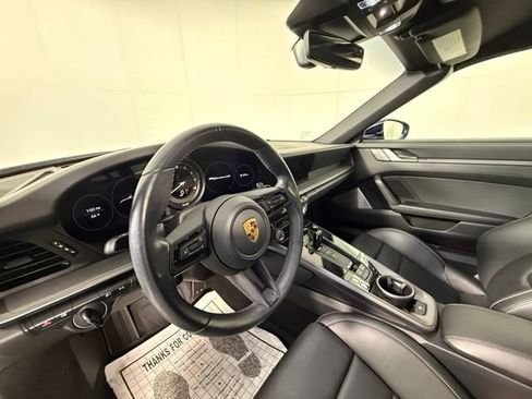 Used 2022 Porsche 911 Carrera 4S AWD/4WD image 5