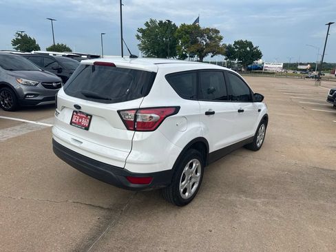 Used 2018 Ford Escape S FWD image 8