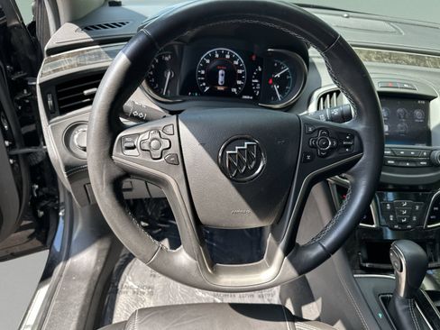 Used 2014 Buick LaCrosse Leather FWD image 11