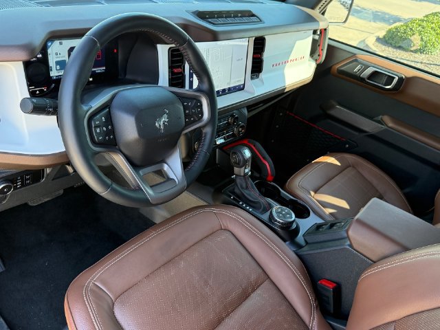 Used 2023 Ford Bronco Heritage Edition AWD/4WD image 8
