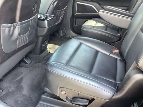 Used 2025 Kia Telluride S image 21