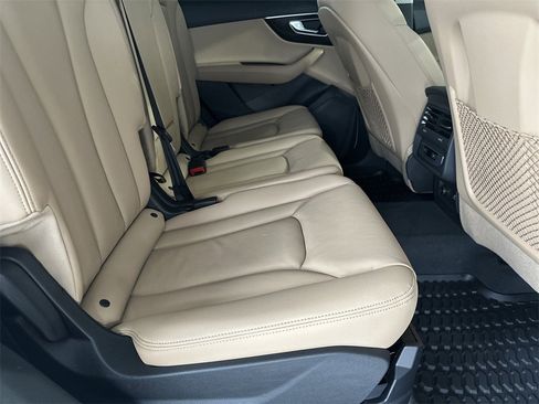 Used 2023 Audi Q7 2.0T Premium w/ Convenience Package image 35