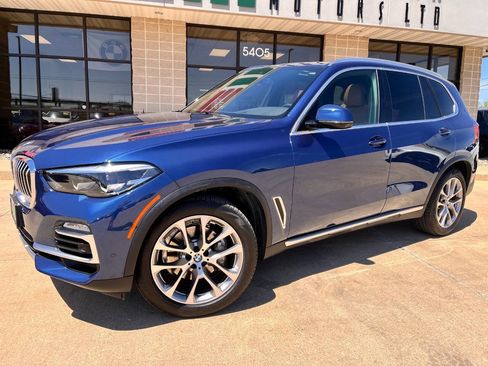 Used 2019 BMW X5 xDrive40i w/ Premium Package AWD/4WD image 2