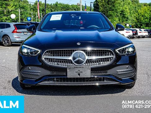 Used 2025 Mercedes-Benz C 300 Sedan image 9