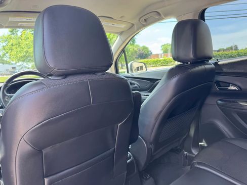 Used 2019 Buick Encore Preferred FWD image 37