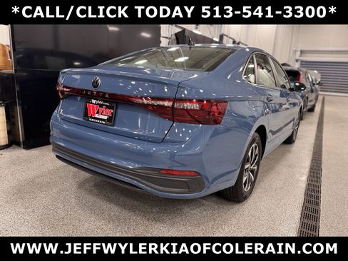 Used 2025 Volkswagen Jetta S FWD image 3