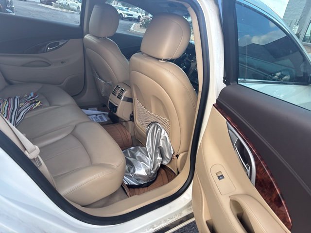 Used 2013 Buick LaCrosse Leather w/ Driver Confidence Package FWD image 9