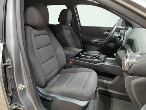 Used 2026 Chevrolet Equinox LT AWD/4WD image 21