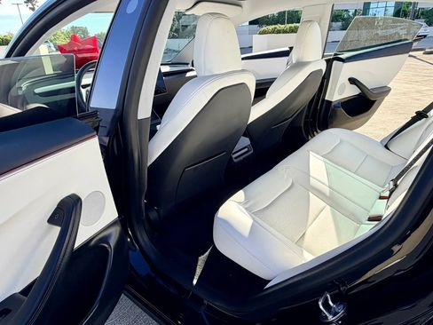 Used 2024 Tesla Model 3 Standard Range RWD image 28