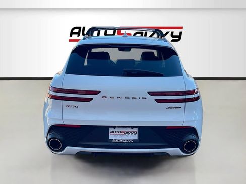 Used 2025 Genesis GV70 3.5T Sport w/ Sport Advanced Package AWD/4WD image 6