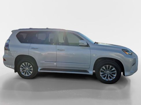 Used 2016 Lexus GX 460 w/ Premium Package AWD/4WD image 7