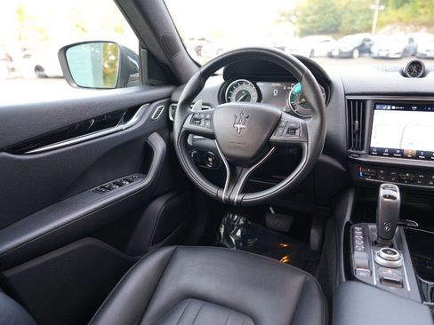 Used 2023 Maserati Levante Modena image 26