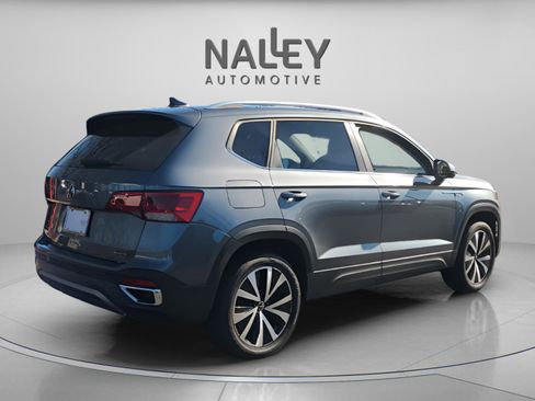 Used 2022 Volkswagen Taos SE image 5