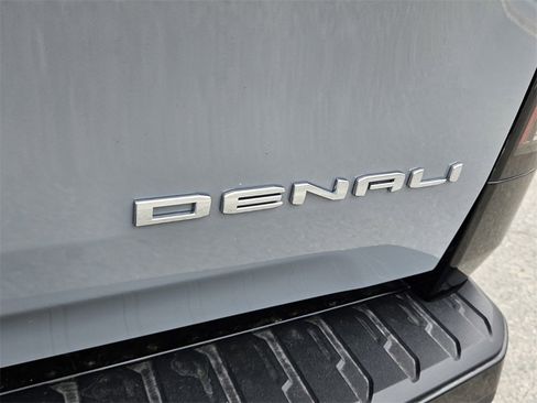 New 2025 GMC Sierra EV Denali image 10