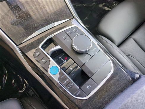 Used 2024 BMW i4 eDrive35 w/ Premium Package RWD image 12