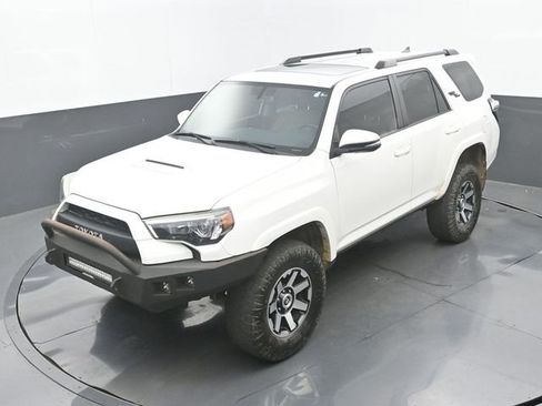 Used 2019 Toyota 4Runner TRD Off-Road Premium image 16