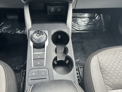 Used 2024 Ford Escape Active image 14