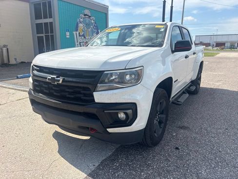 Used 2022 Chevrolet Colorado LT w/ Redline Special Edition RWD image 7