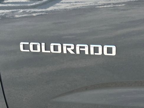 Used 2018 Chevrolet Colorado W/T w/ WT Convenience Package image 13