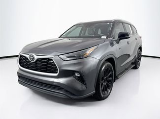 Certified 2023 Toyota Highlander XLE video 2