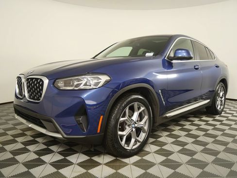 Certified 2023 BMW X4 xDrive30i AWD/4WD image 7