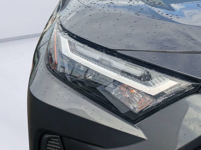 Used 2025 Toyota RAV4 XLE w/ Convenience Package FWD image 9