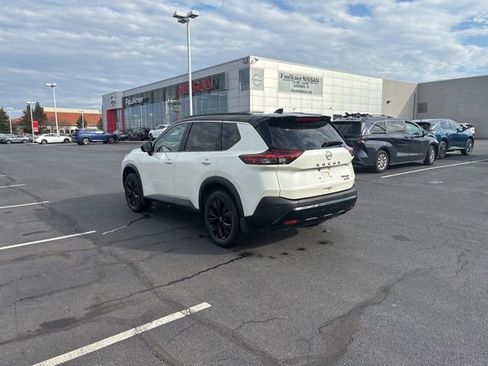 Certified 2023 Nissan Rogue SV w/ SV Premium B Package image 5