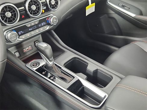 New 2025 Nissan Sentra SR w/ SR Premium Package image 22