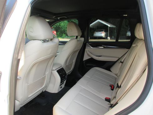 Used 2022 BMW X3 xDrive30i w/ Convenience Package AWD/4WD image 11