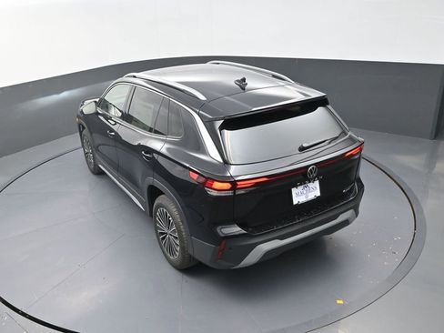 New 2026 Volkswagen Tiguan S AWD/4WD image 17