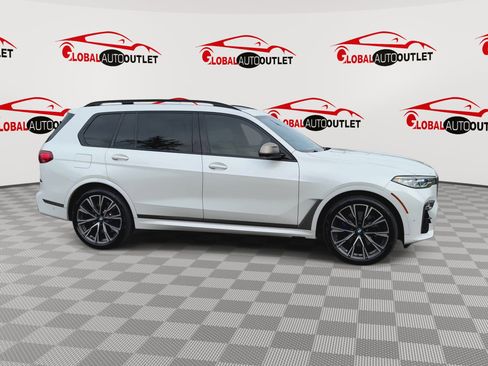 Used 2021 BMW X7 M50i AWD/4WD image 9