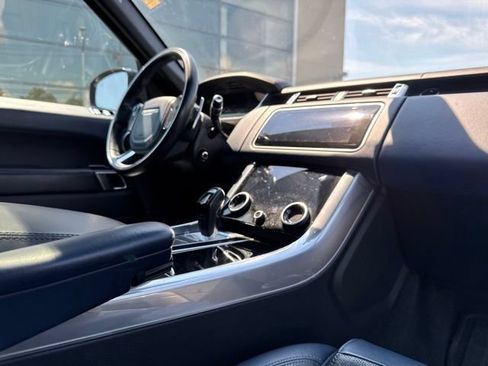 Used 2018 Land Rover Range Rover Sport HSE Dynamic AWD/4WD image 24