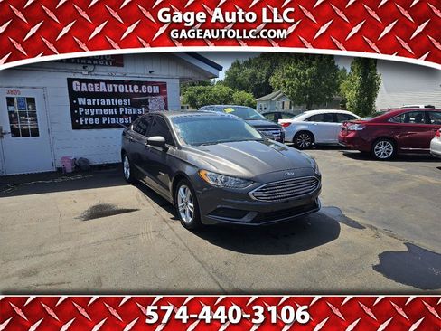 Used 2018 Ford Fusion SE FWD image 1